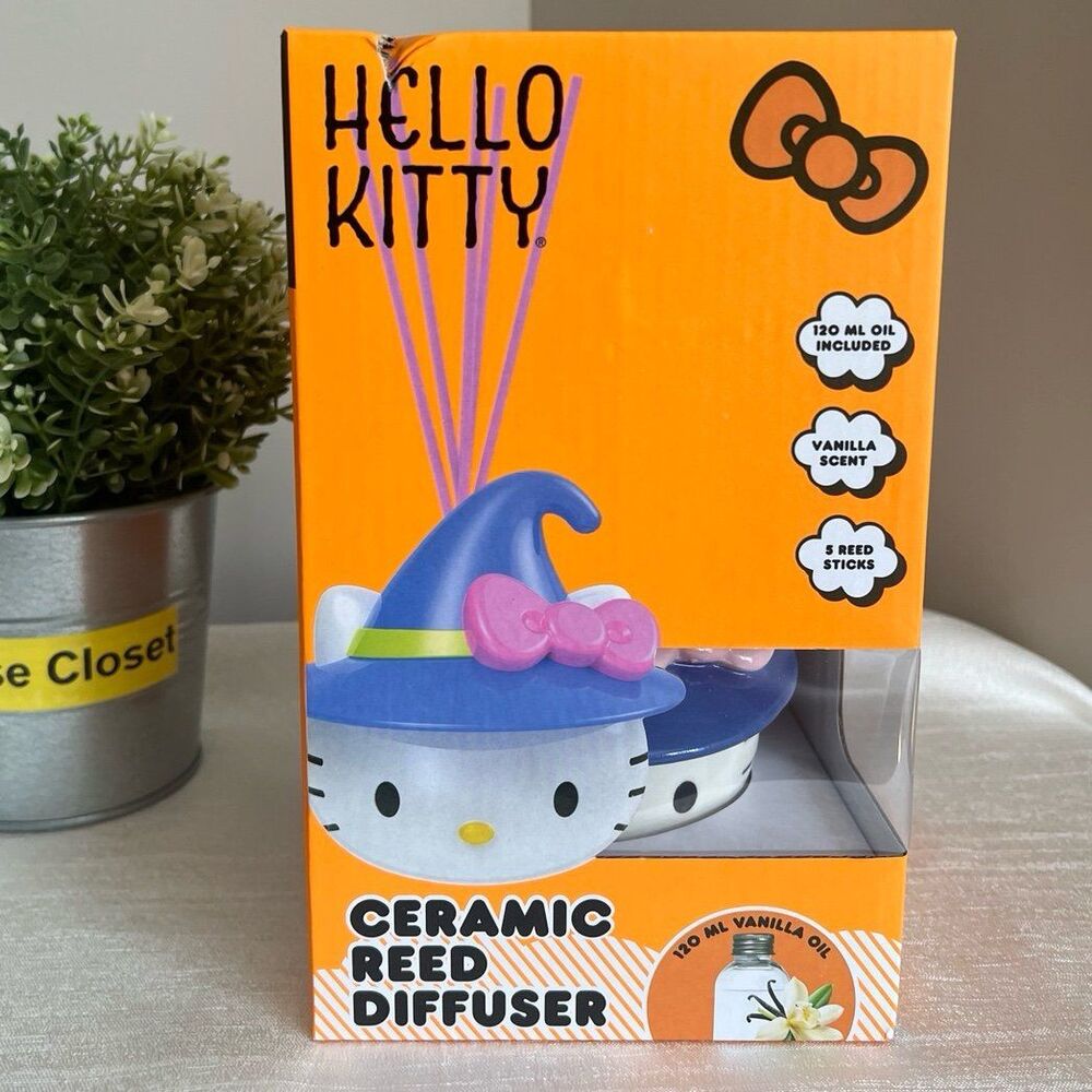 Sanrio Hello Kitty Ceramic Reed Diffuser – Halloween Witch Hat Design, Vanilla